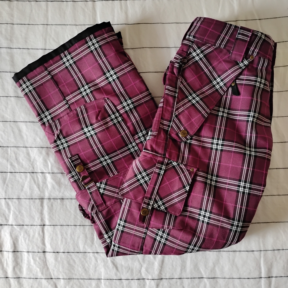 Betty Rides Snow Pants - Picture 6 of 11